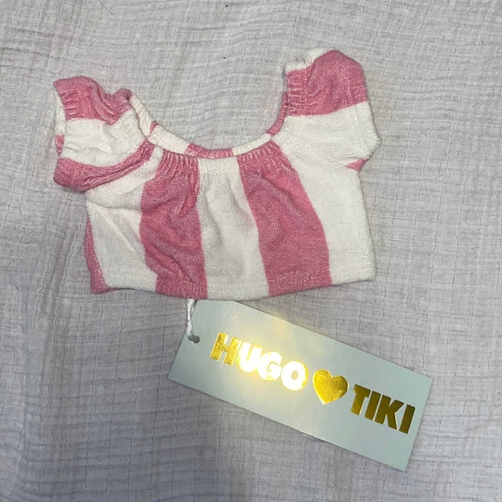Hugo loves Tiki striped top